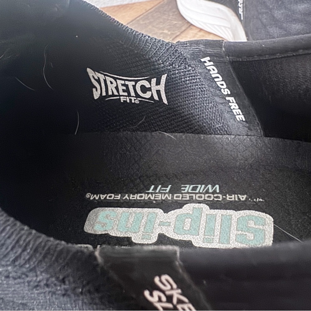 Skechers Women's Hands Free Slip-Ins Ultra Flex 3.0 Brilliant Wide Width Sneaker - Picture 11 of 13